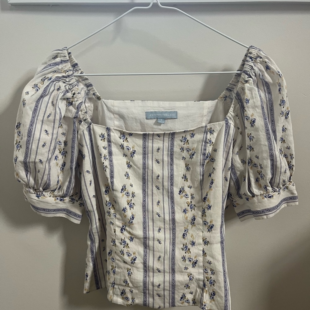 ANTONIO MELANI White and Blue Puff Sleeve Smocked Blouse and Short Set